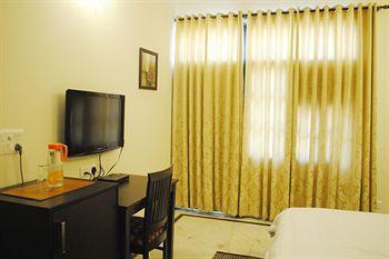 Fabexpress Rajdeep Palace
