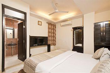 Hotel Fabexpress Rajdeep Palace