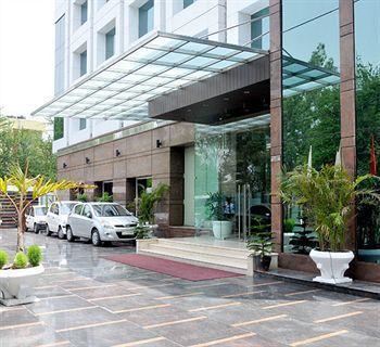 Hotel Venizia Sarovar Portico