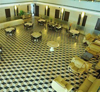 Venizia Sarovar Portico