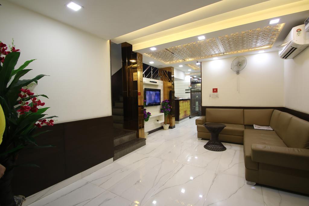 Hill Palace -near Karol Bagh Metro Station Hotel Delhi (National Capital Territory of India)