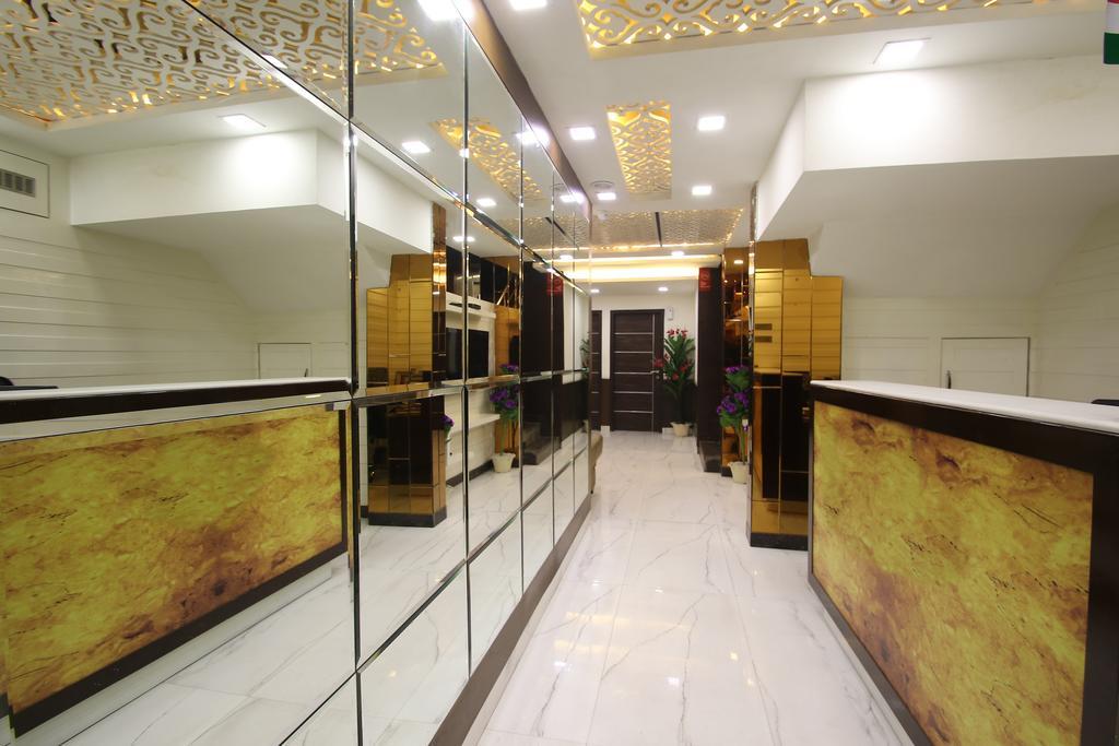 Hotel Hill Palace -near Karol Bagh Metro Station 3*