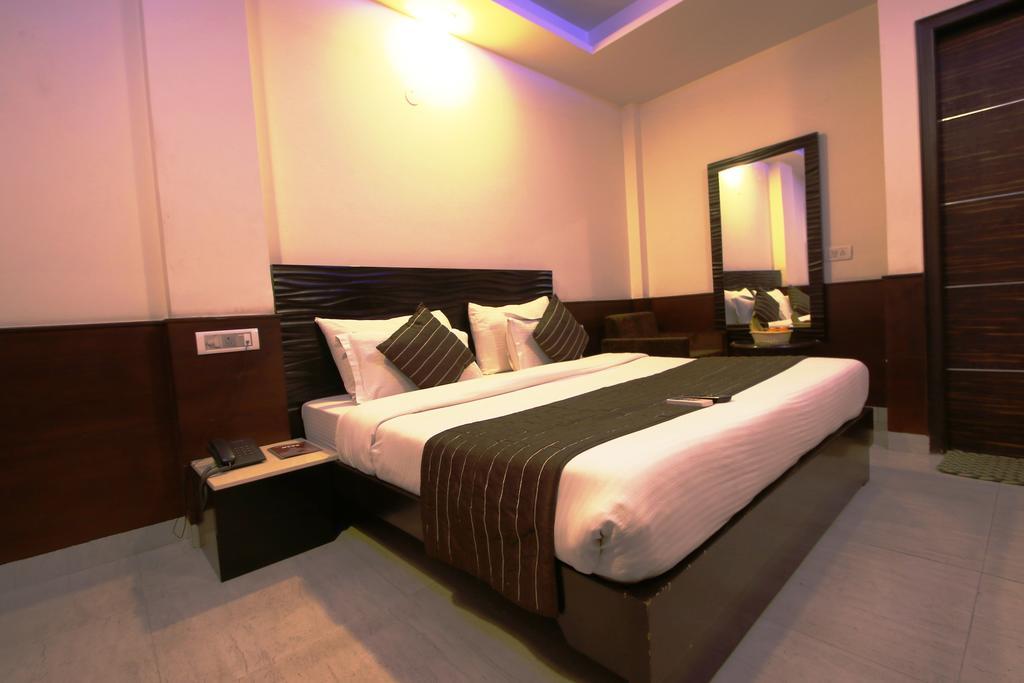 Hotel Hill Palace -near Karol Bagh Metro Station Delhi (National Capital Territory of India)