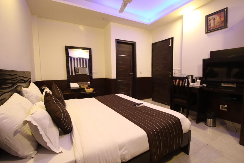 Hotel Hill Palace -near Karol Bagh Metro Station Delhi (National Capital Territory of India)