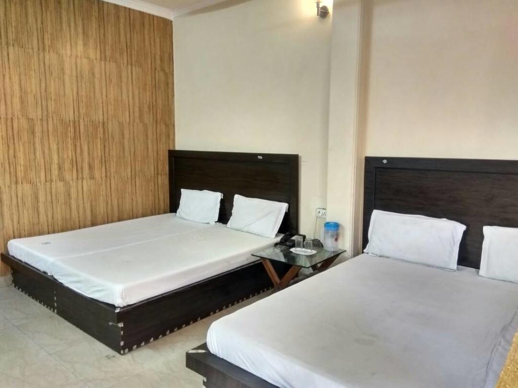 Pearl Plaza 3*