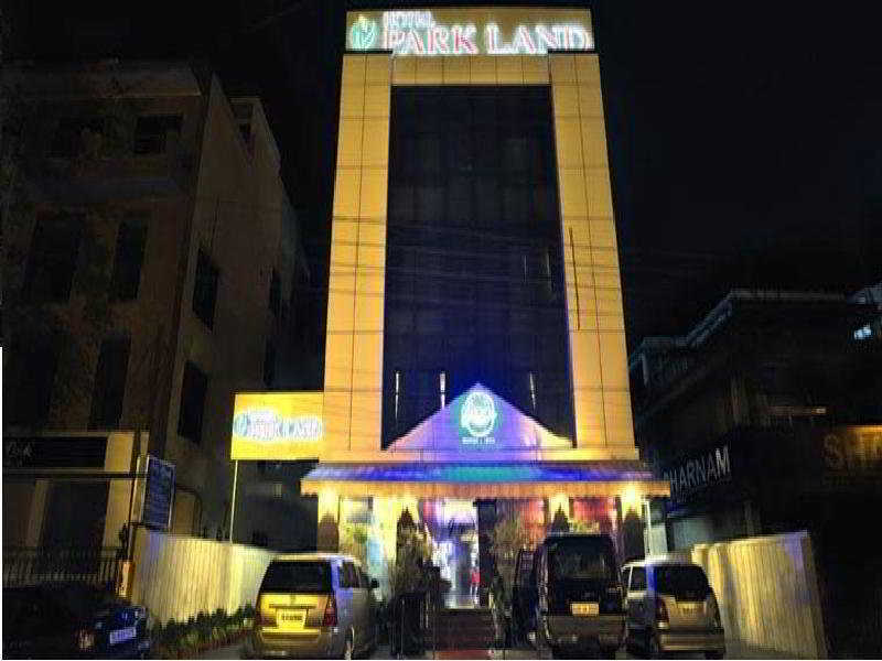 Hotel Parkland, Sufderjang Enclave 3*