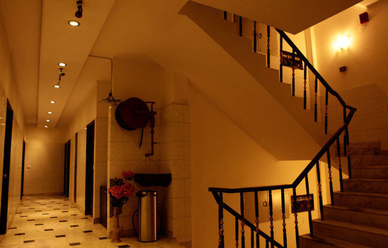 Hotel Fabhotel Darbar
