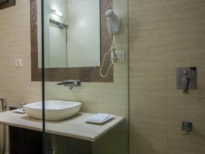 Hotel The Suncourt Yatri 3*