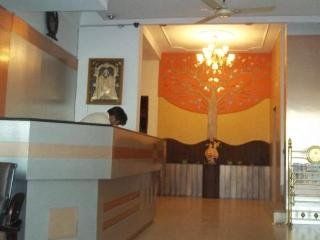 Vardhmaan Hotel