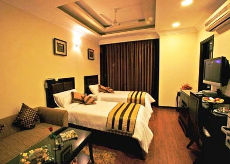 Hotel Parkland, Green Park Hotel New Delhi