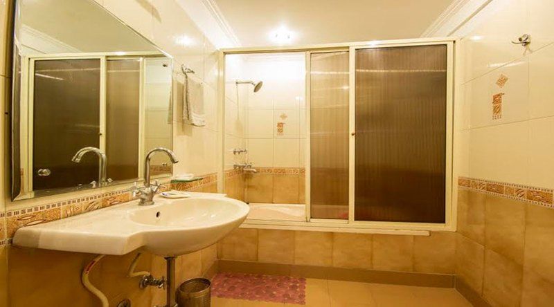 Aster New Hotel 3*