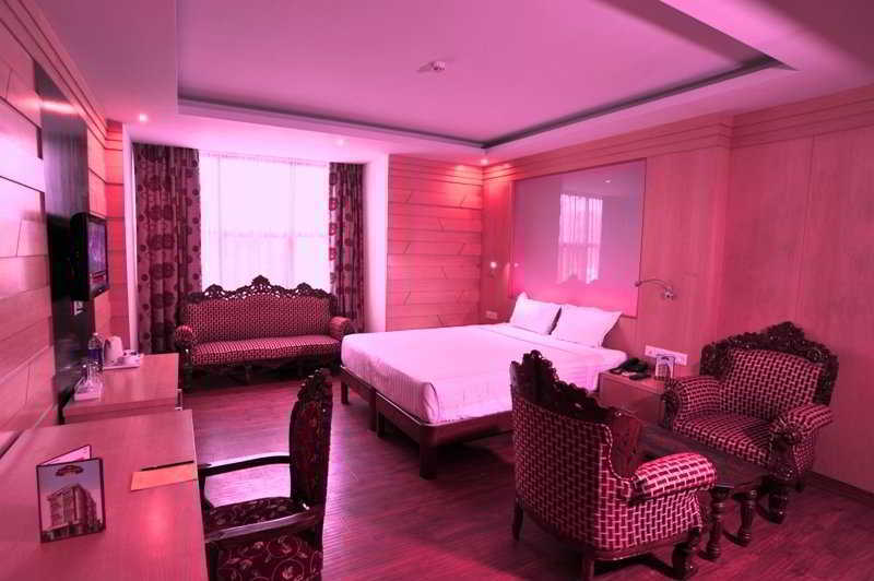 Emarald, New Delhi