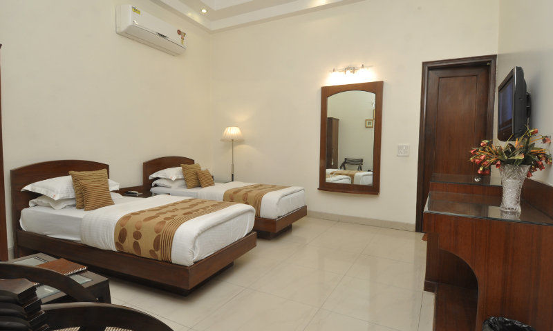 Shipra International 3*