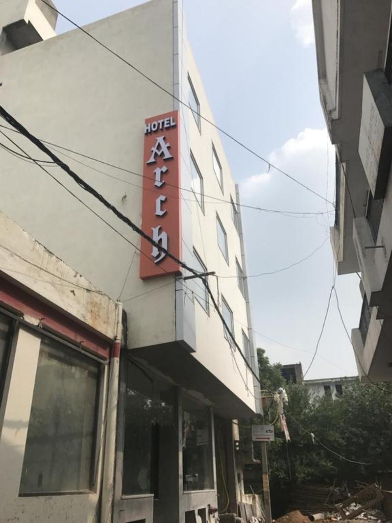 Arch - Near Aerocity 4*