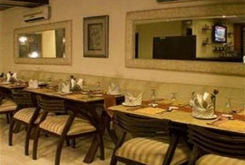 Inn The Oakland Plaza By Orion 3*