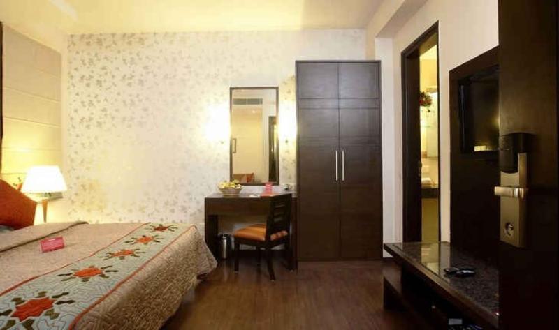 Fabhotel Aashraye