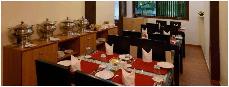 Kastor- Near Nehru Place- Gk 2- M Block Market-gk Metro Station-dr As Clinic Hotel 3*