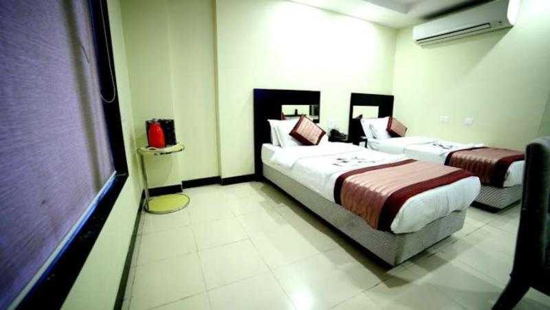 Neu - Near Connaught Place Hotel
