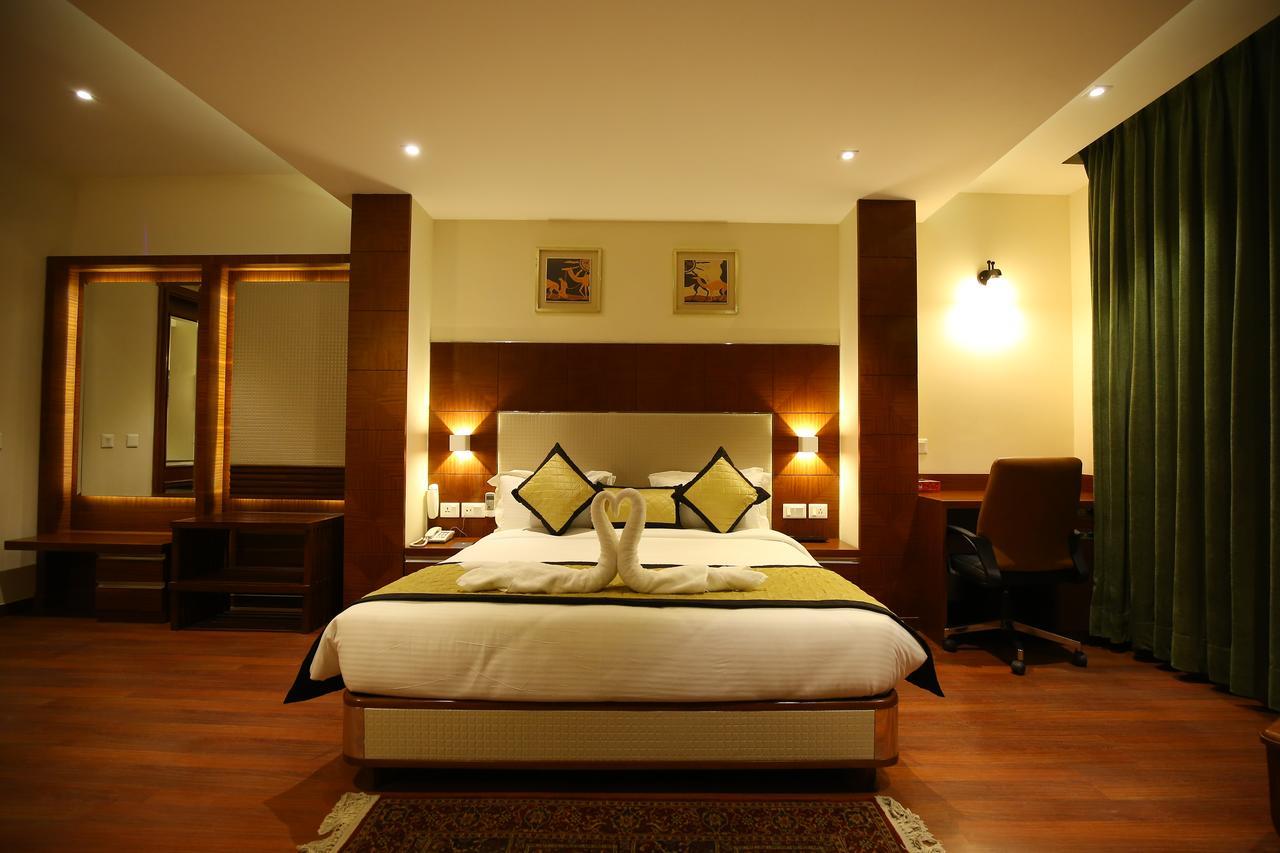 The Ic's New Delhi