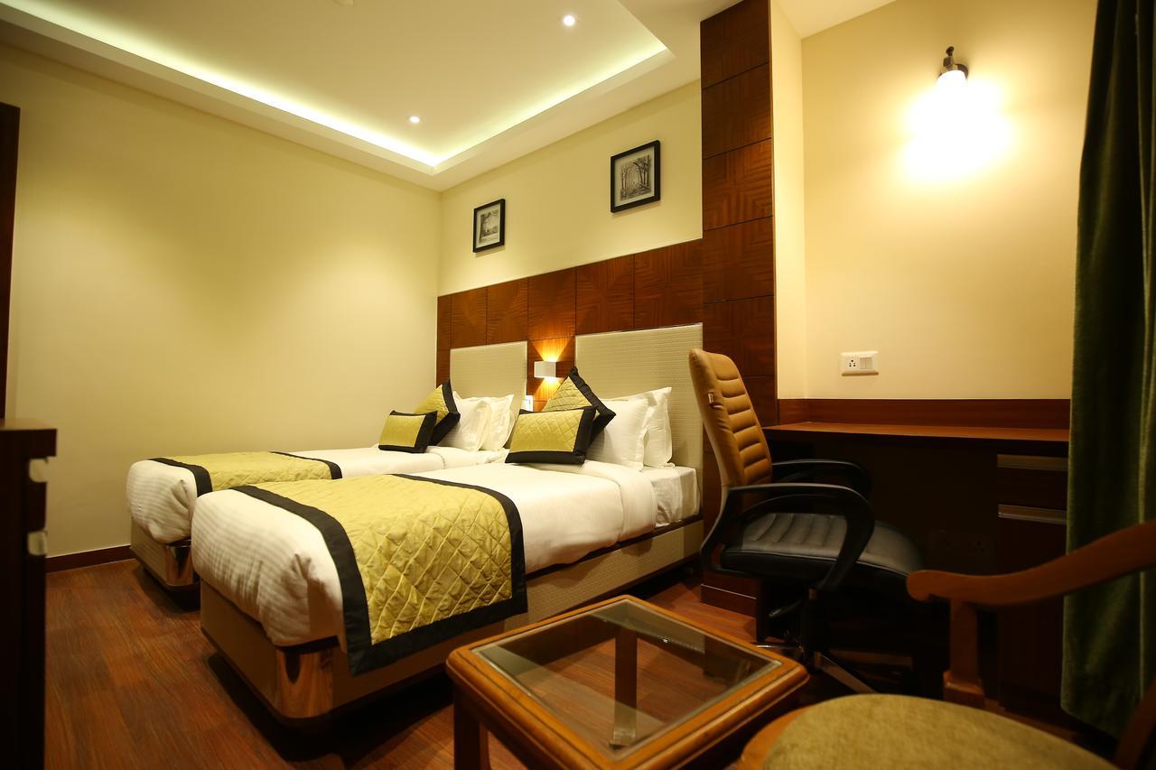 The Ic's New Delhi