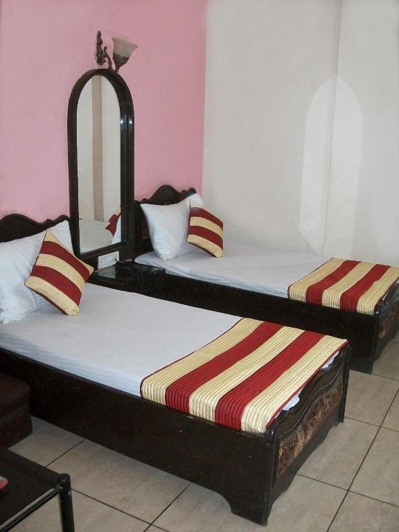 Hotel Anmol Pvt Ltd 2*