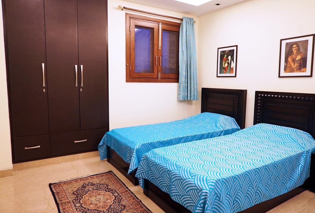 Woodpecker Service - Green Park Apartment