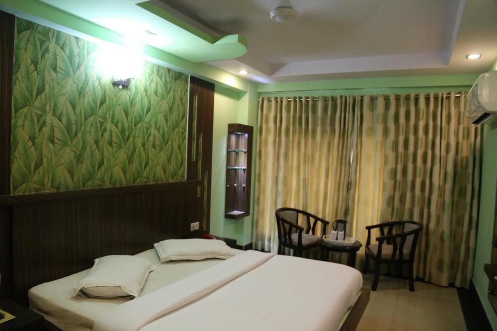 Grand Plaza Hotel New Delhi