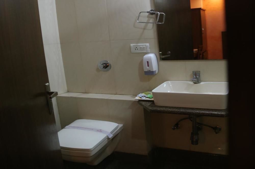 Grand Plaza Hotel 3*