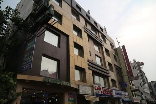 Grand Plaza Hotel
