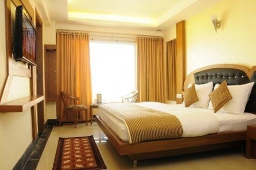 Grand Plaza Hotel