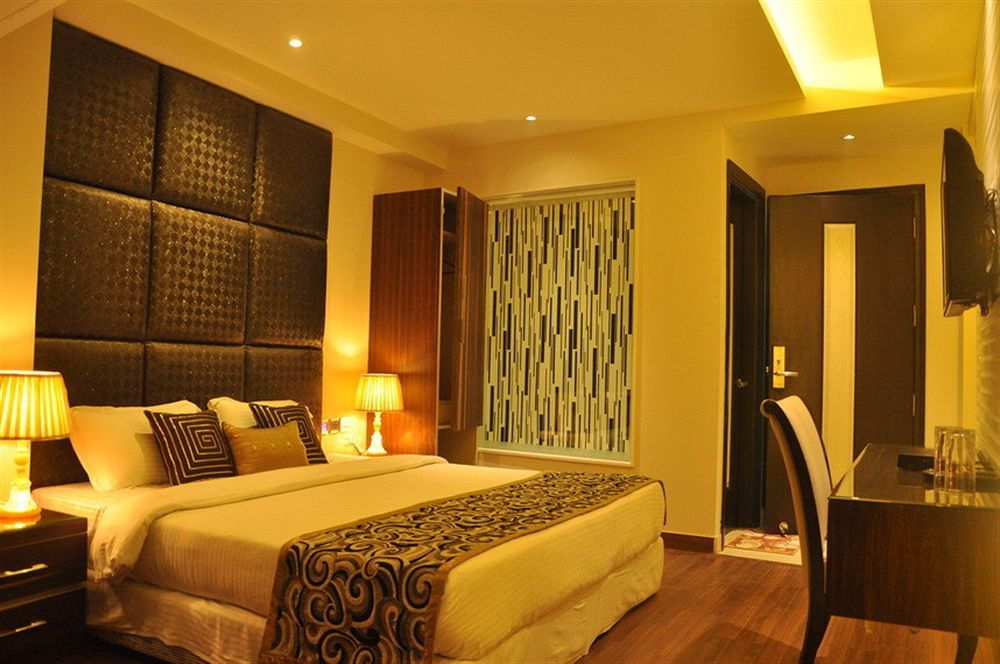 Hotel Staybook Hotel Uppal International Nova Deli