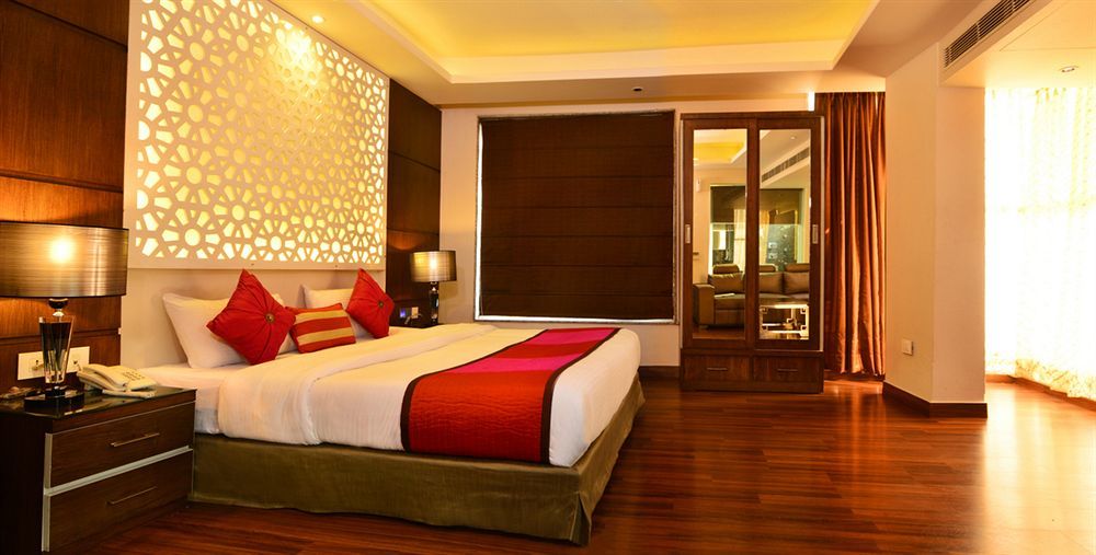 Staybook Hotel Uppal International Hotel Nova Deli