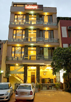 Fabexpress Llyod Residency Hotel New Delhi