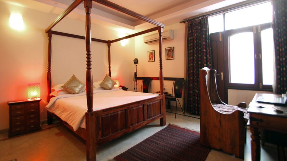 Shanti 3*