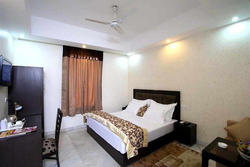 Hotel Kingston Park - Karol Bagh 3*