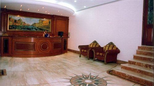 Treebo Corporate Park 3* Nova Deli