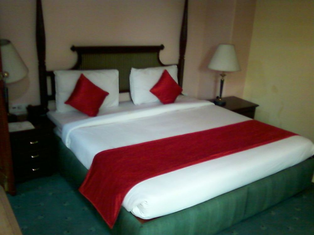 Treebo Corporate Park 3* Nova Deli