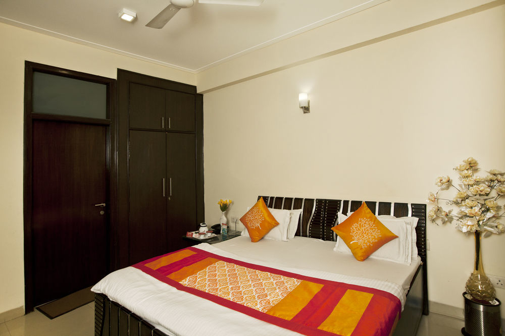 Oyo Rooms Hazrat Nizamuddin Railway Station 2 3*