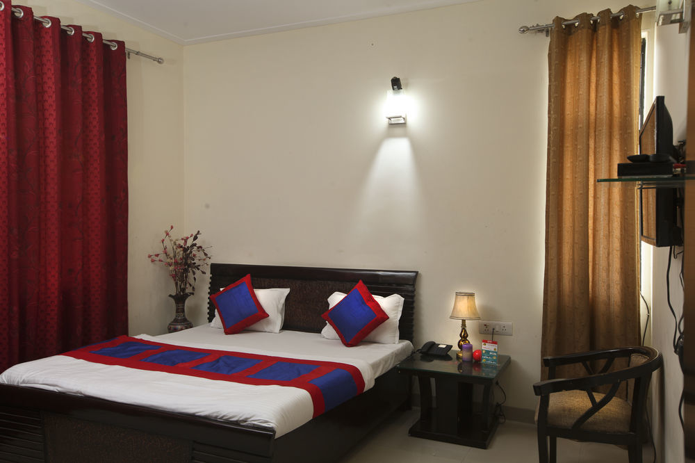Oyo Rooms Hazrat Nizamuddin Railway Station 2 New Delhi