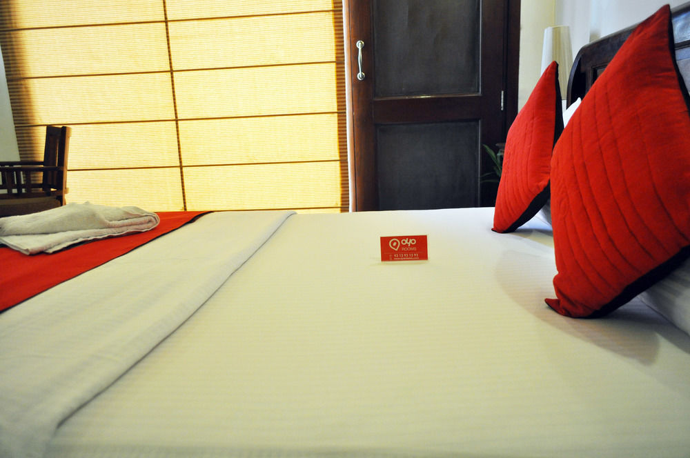 Oyo Premium Saket Metro Station 3* Nova Deli