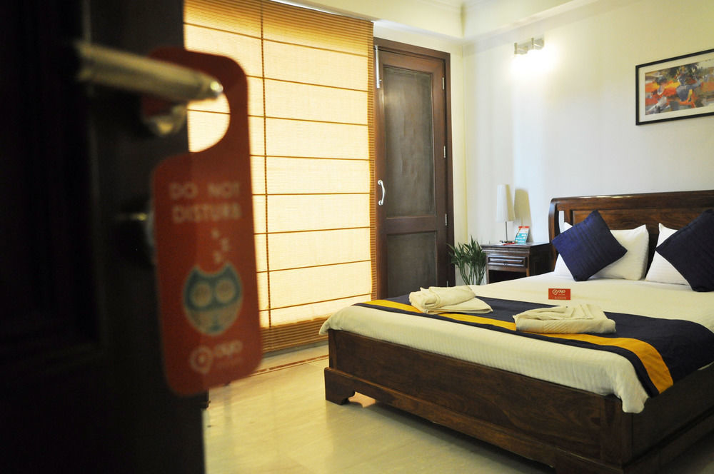 Oyo Premium Saket Metro Station Hotel