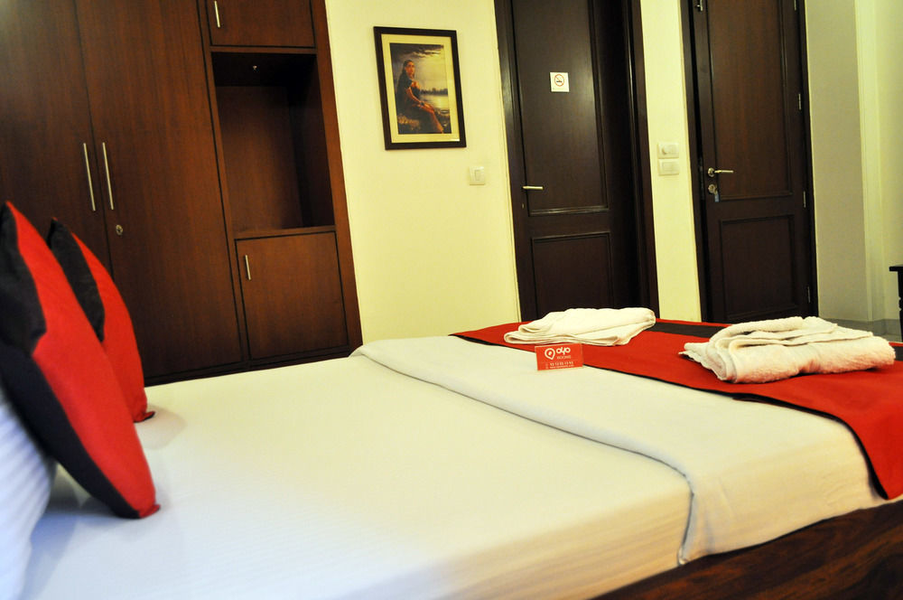 Oyo Premium Saket Metro Station Hotel Nova Deli