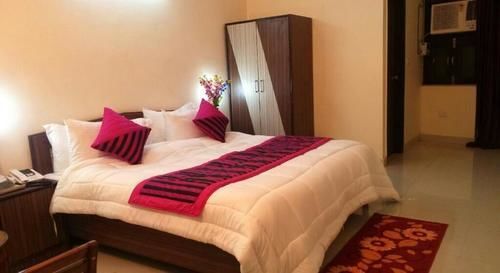 Hotel Luck Residency