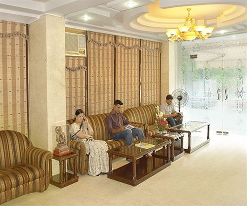 Treebo Trend B Continental Hotel 3*