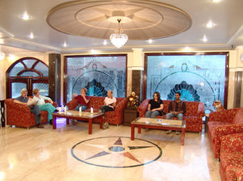 Hotel Treebo Trend Singh Sons Karol Bagh 3*