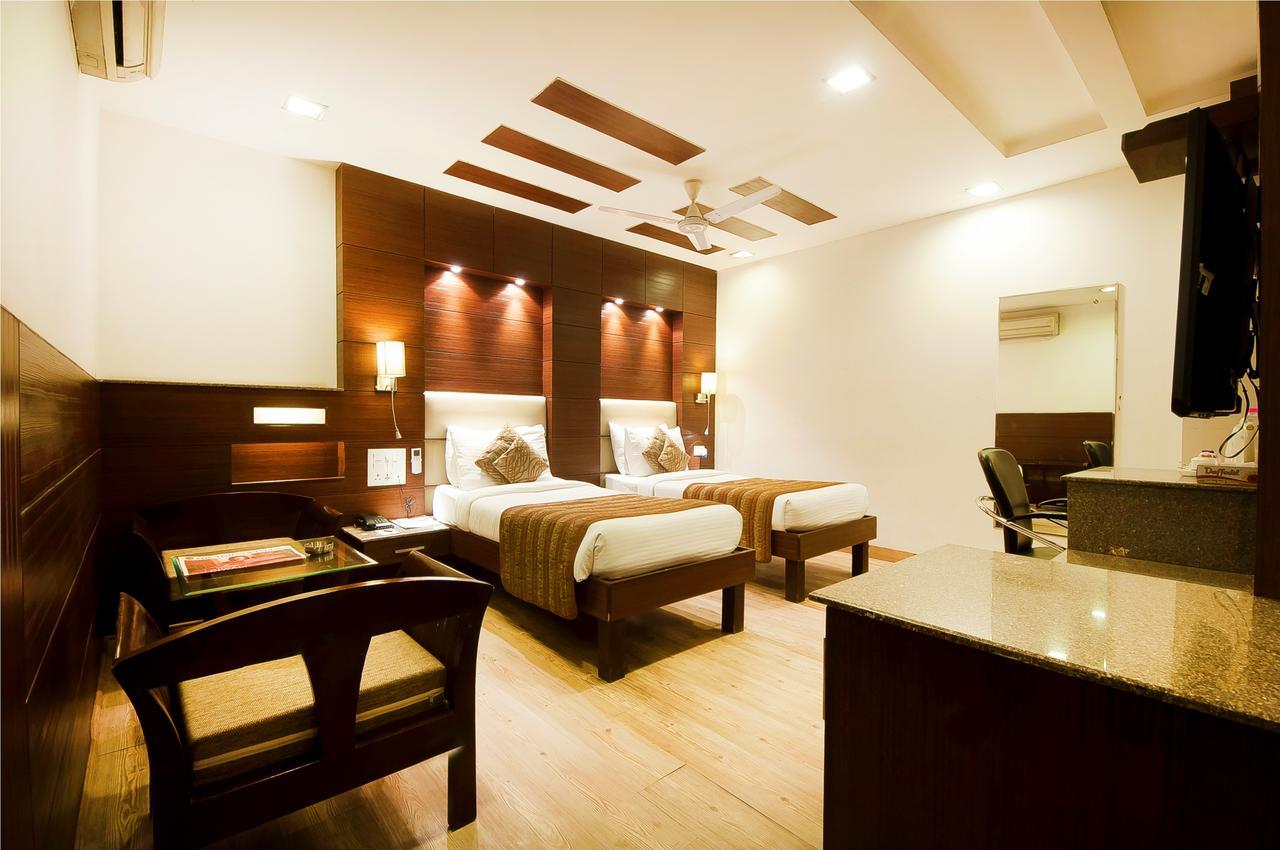 Hotel Amaltas International - Delhi-16 Nova Deli