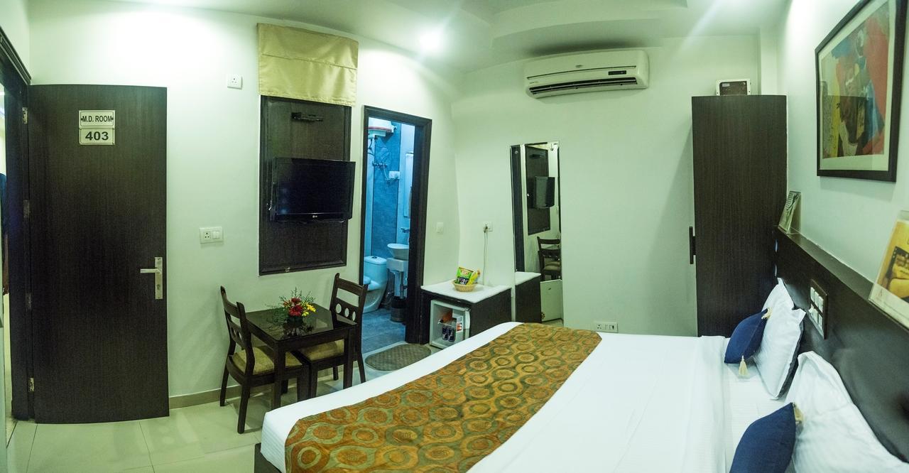 Hotel Amby 3*