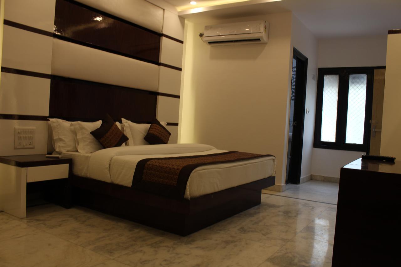 Hindustan- By Backpackers Heaven New Delhi
