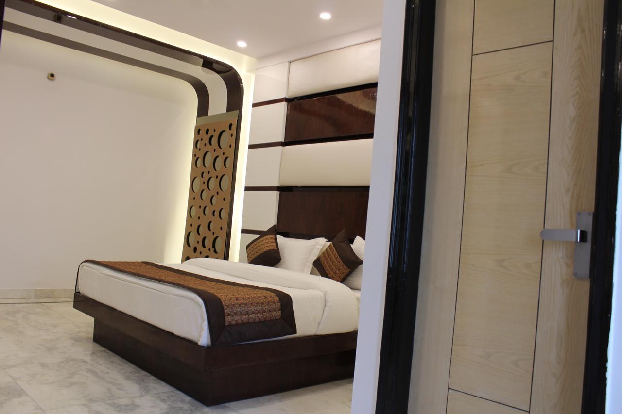 Hindustan- By Backpackers Heaven Hostel