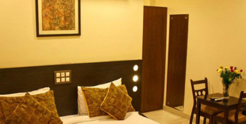 Amby 3* New Delhi